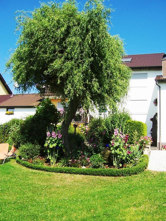 Haus Rossner Apartment Nemmersdorf Exterior photo